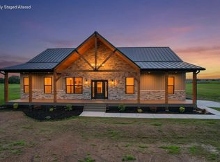 814 E 442nd Rd, Bolivar, MO 65613