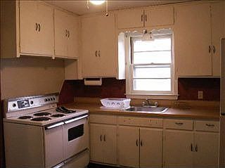 3rd image of 1648 S Millwood Ave