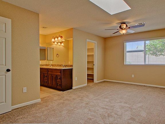 5th image of 2854 E Emelita Ave
