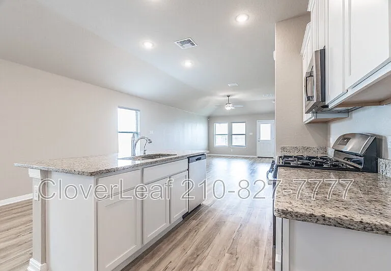 6334 Willow Point Blvd — Photo 16