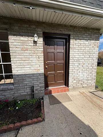 3316 Delaware Ave #C — Photo 2