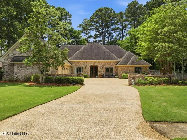 408 Ashbourn Ct, Madison, MS 39110