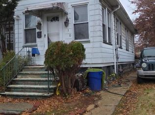 930 Drake Ave, Roselle, NJ