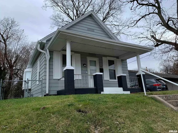 717 Harvard St, Peoria, IL 61603