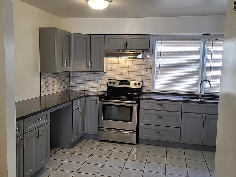 2176 Hebron Ave — Photo 11