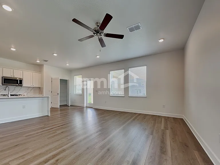 16467 Cheyanne Ct — Photo 7