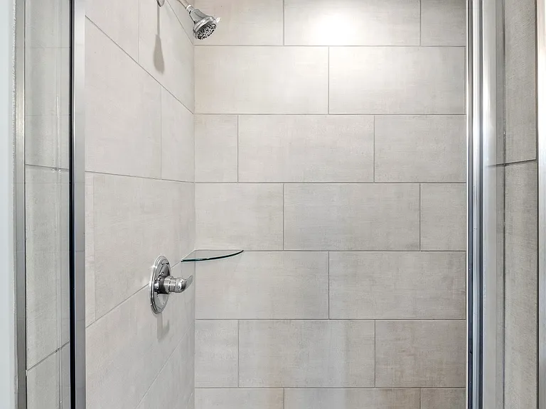 407 Curtis Hilton Way — Photo 12