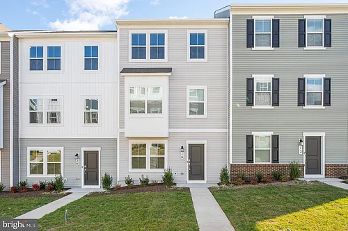 16 Brookfield Mews Photo 1