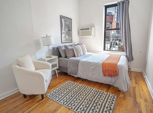 220 E 25th St #U6B, New York, NY 10010