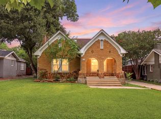 825 Thomasson Dr, Dallas, TX 75208