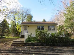 181 Hilltop Rd, Cheshire, CT 06410