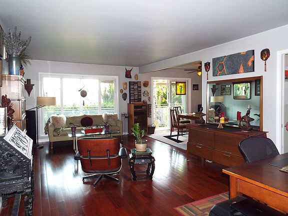 3rd image of 3819 E Livingston Dr Unit 2