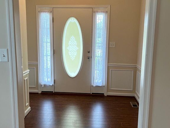 5th image of 1403 Potomac Ave