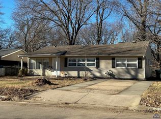 2317 SW Jewell Ave, Topeka, KS 66611