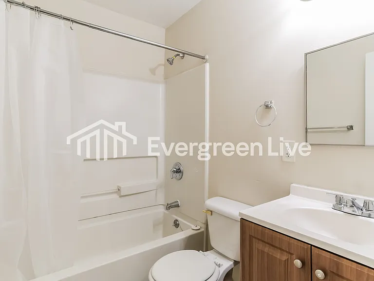 1344 Southfield Dr S — Photo 14