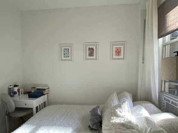 206 Thompson Street 6 image 6 of 6