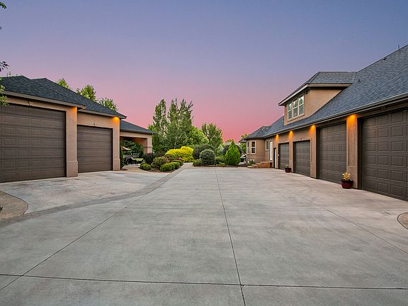Governors Driveway 