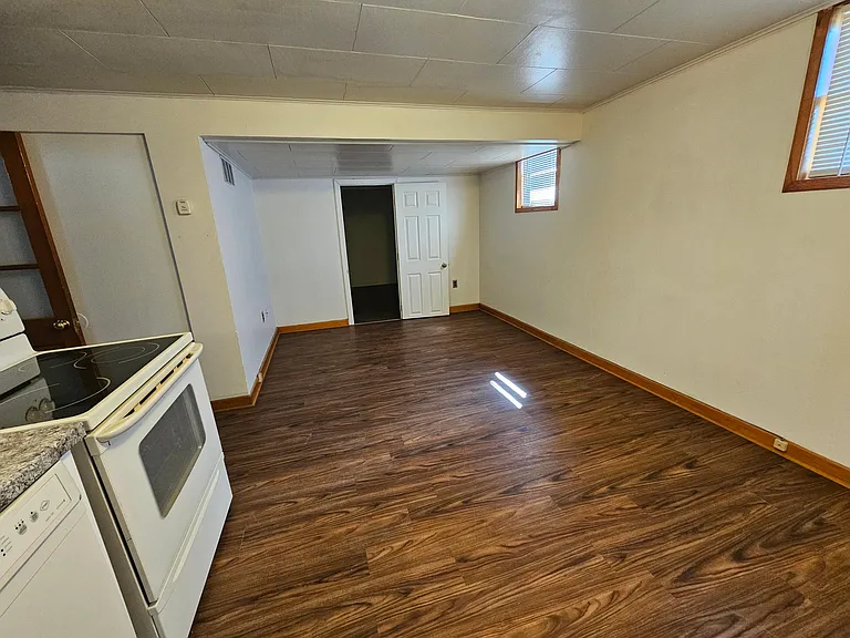 317 14th St S #2 — Photo 7