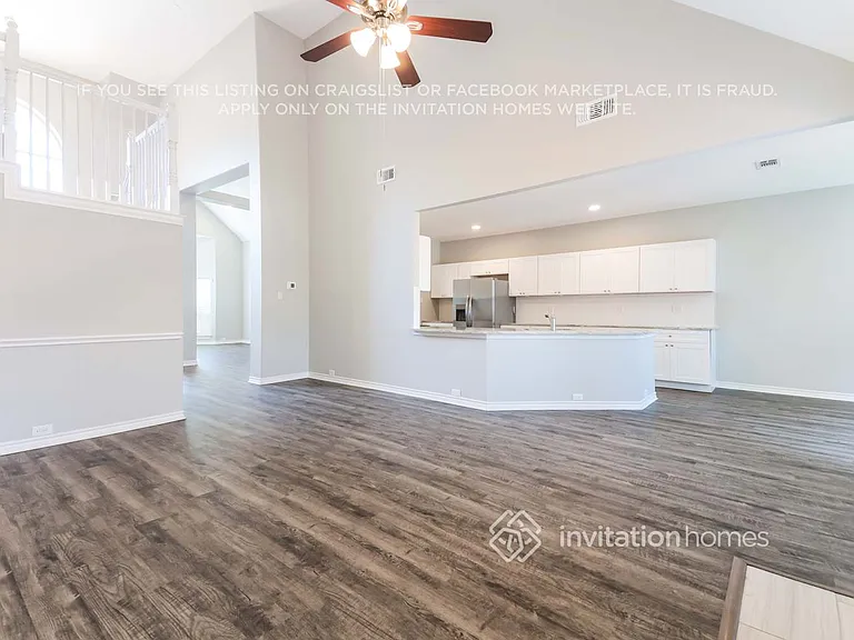 2121 London Dr — Photo 8