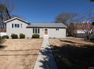 341 Manhattan Boulevard, Islip Terrace, NY