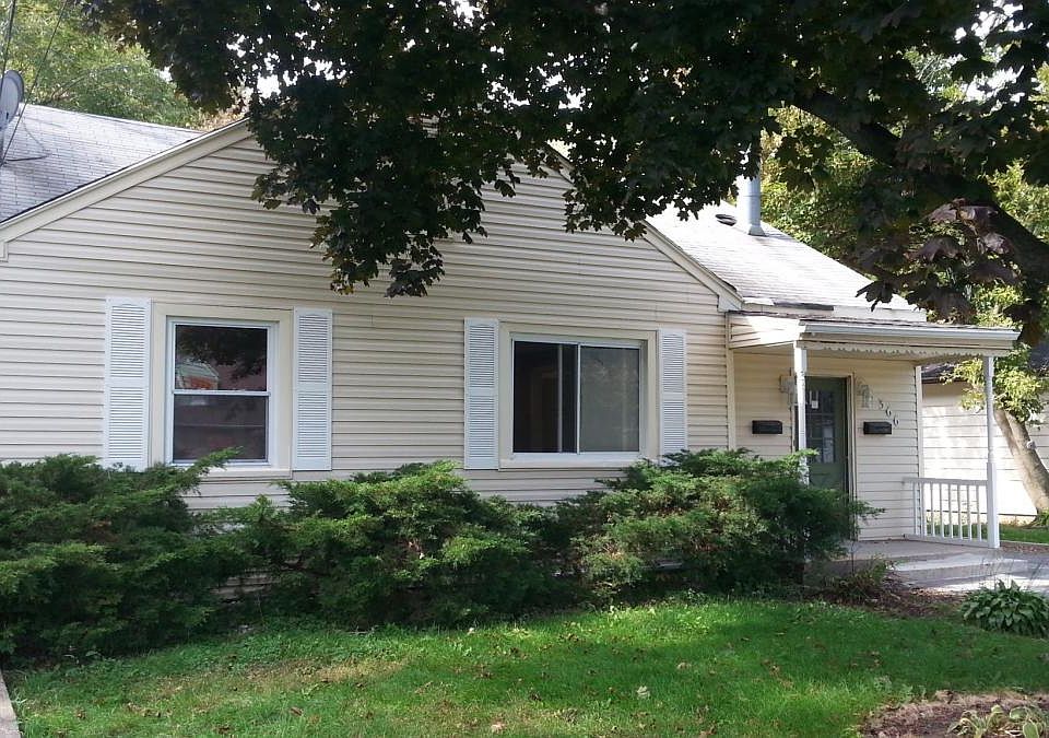 366 N Slusser