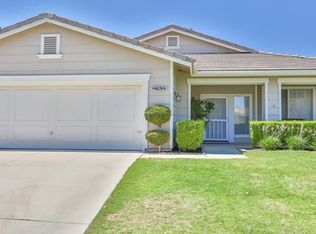 27431 Barcelona Dr, Corona, CA 92883