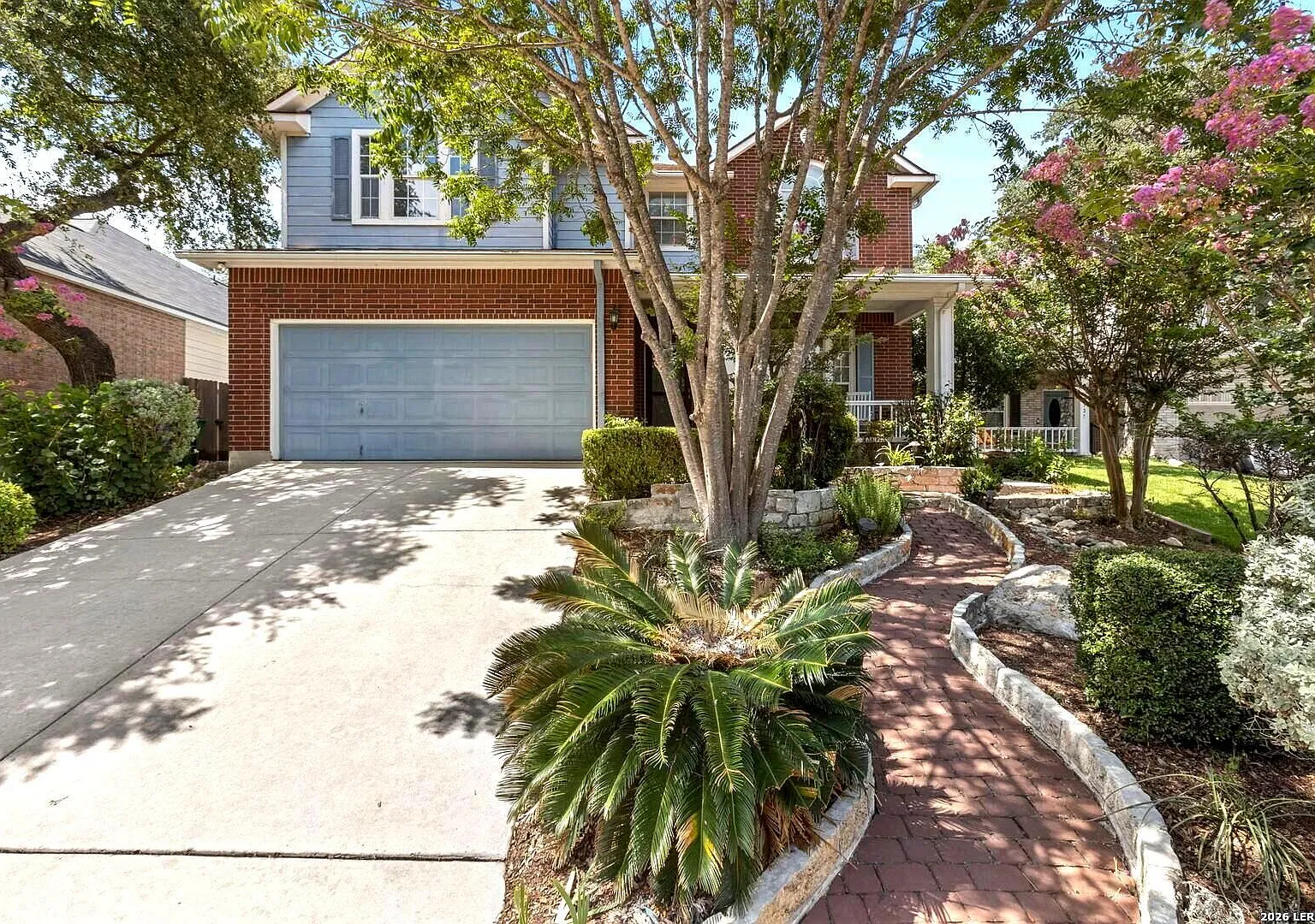 3 Bedroom/ 2.5 Bath Reserve At Thousand Oaks Subdivision — Photo 2