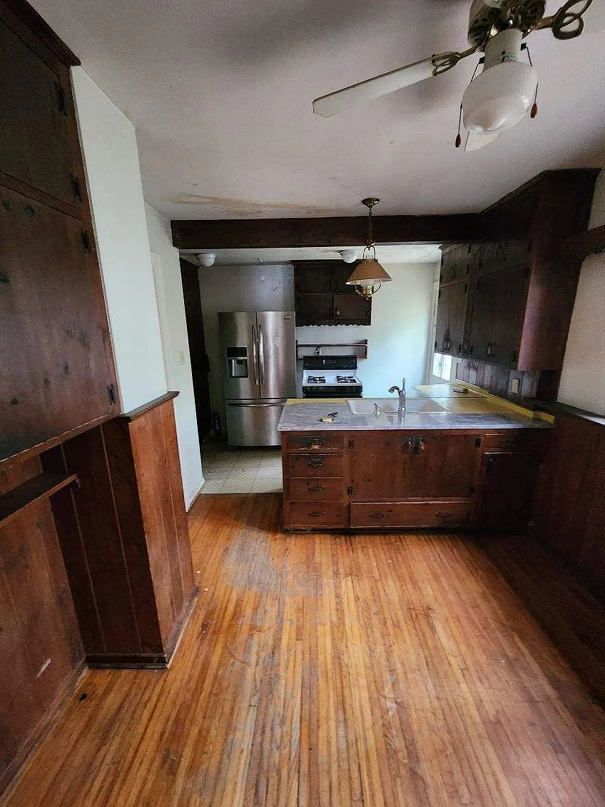 3 bed, 1444 sqft, $1,400 — Photo 1