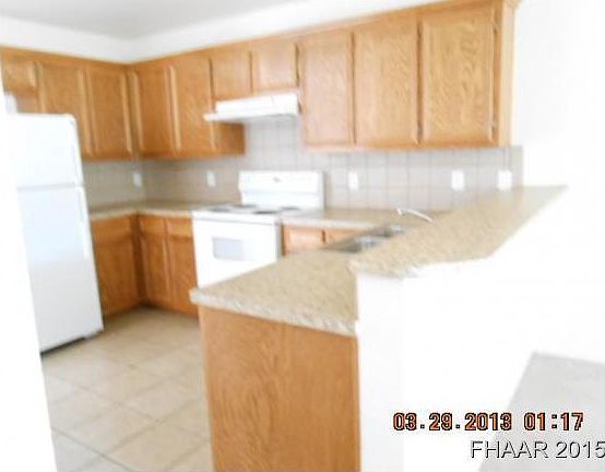 3rd image of 607 Bermuda Unit B