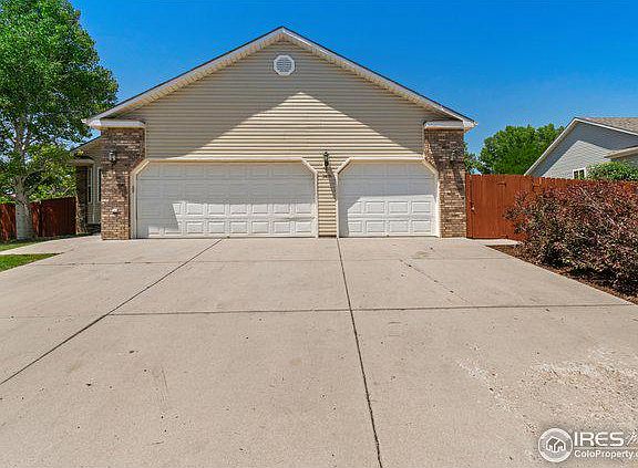 2nd image of 3409 Santa Fe Ave