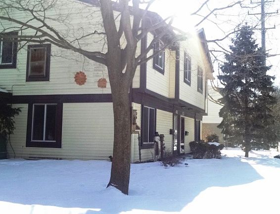 2nd image of 38056 Sherwood St