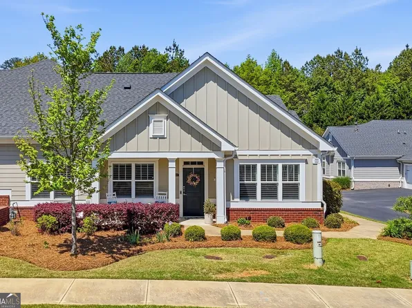 362 Cherokee Station Cir, Woodstock, GA 30188