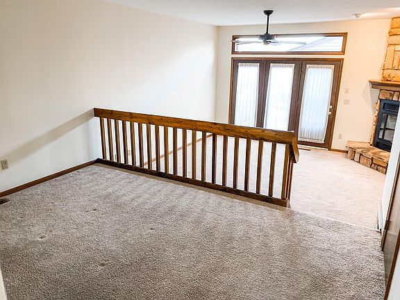 3rd image of 1209 Stephenson Dr #B