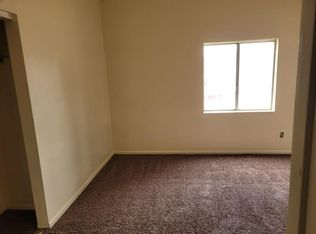 726 E Santa Barbara St, Santa Paula, CA 93060