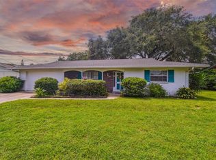 4236 Larkin St, Sarasota, FL 34232
