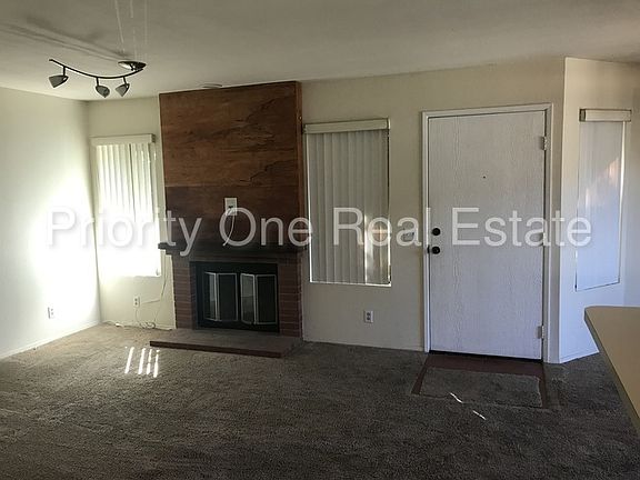 4th image of 3737 Mississippi St Unit 6