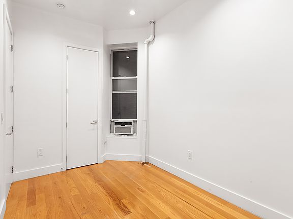 3rd image of 143 W 4th St APT 1FE