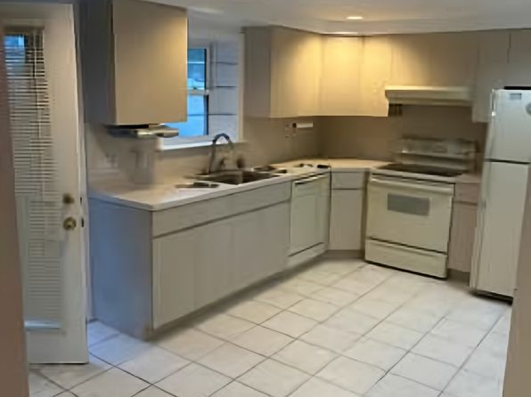 720 Jay Way #1