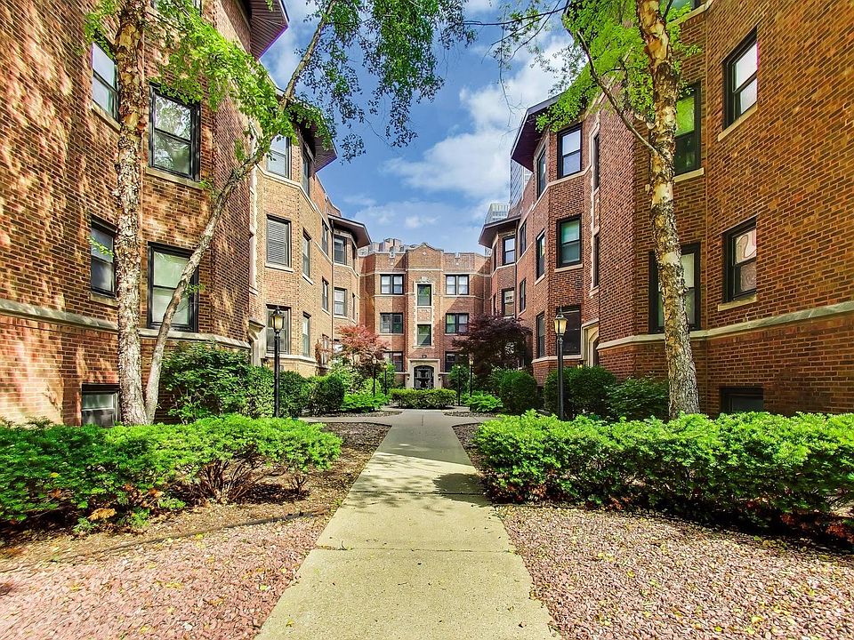 1st image of 530 W Cornelia Ave APT 2N