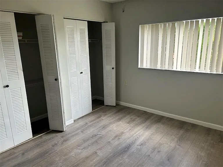 1089 N Benoist Farms Rd #301 — Photo 11