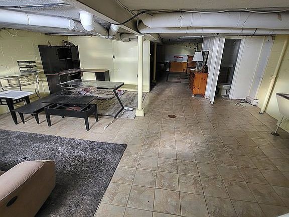 5th image of 3863 Malaer Dr