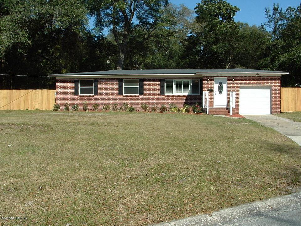 1st image of 6205 Pine Cove Ln