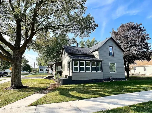 405 Compton St, Bronson, MI 49028