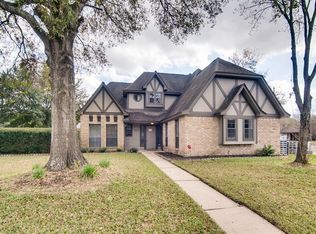 11319 Churchill Way Cir, Houston, TX 77065
