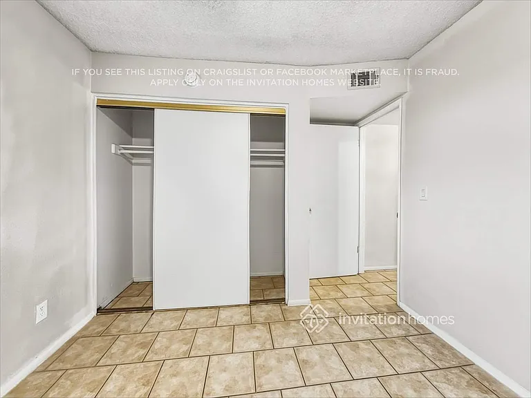 5630 W Hubbell St — Photo 13