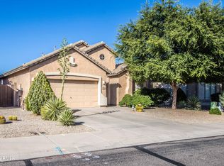 70 E Mill Reef Dr, San Tan Valley, AZ 85143