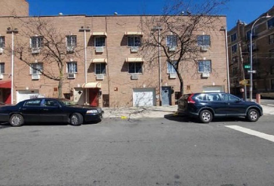 1st image of 773 E 166th St
