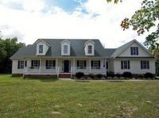 8101 Chestershire Rd, Oak Ridge, NC 27310