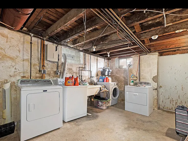 3514 Arthur St #2 — Photo 8