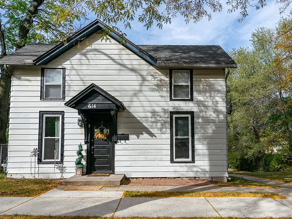 1st image of 614 N 1st St